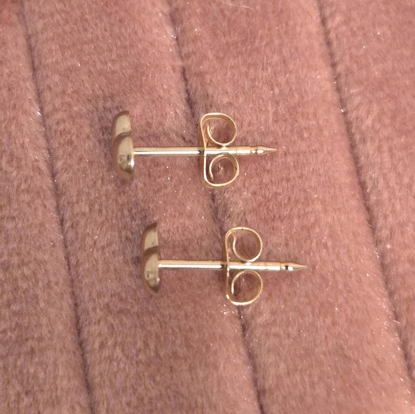 14k White Gold Heart Stud Earrings
