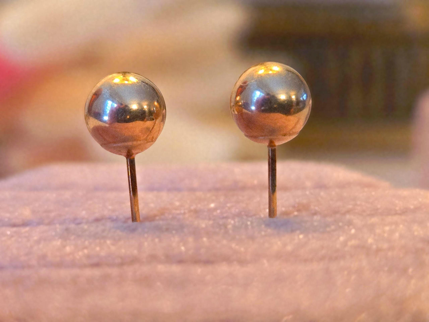 Vintage 10k Gold Circle Ball Stud Earrings