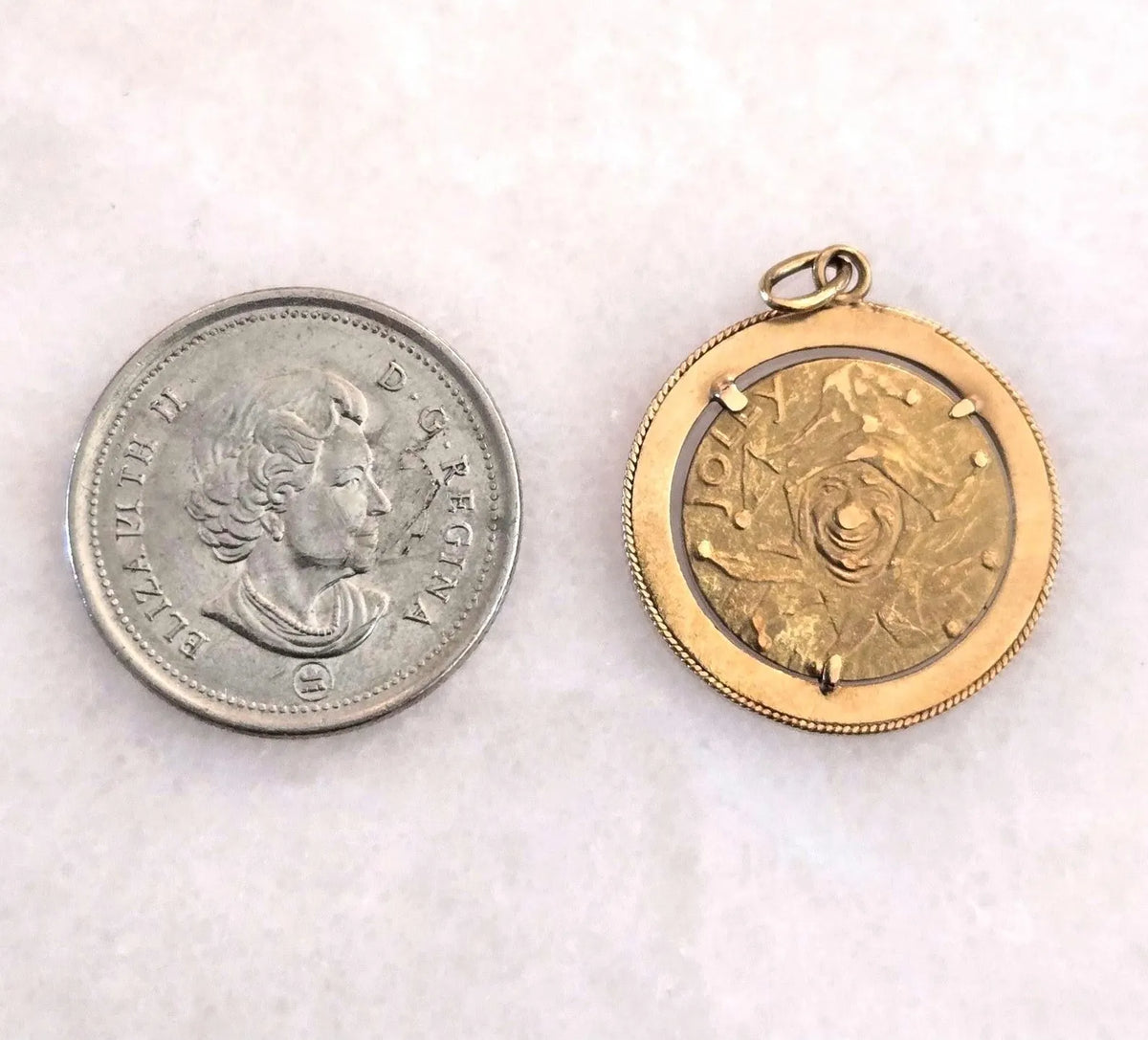 Vintage 18K Gold JOLLY Jester Joker Medallion Pendant