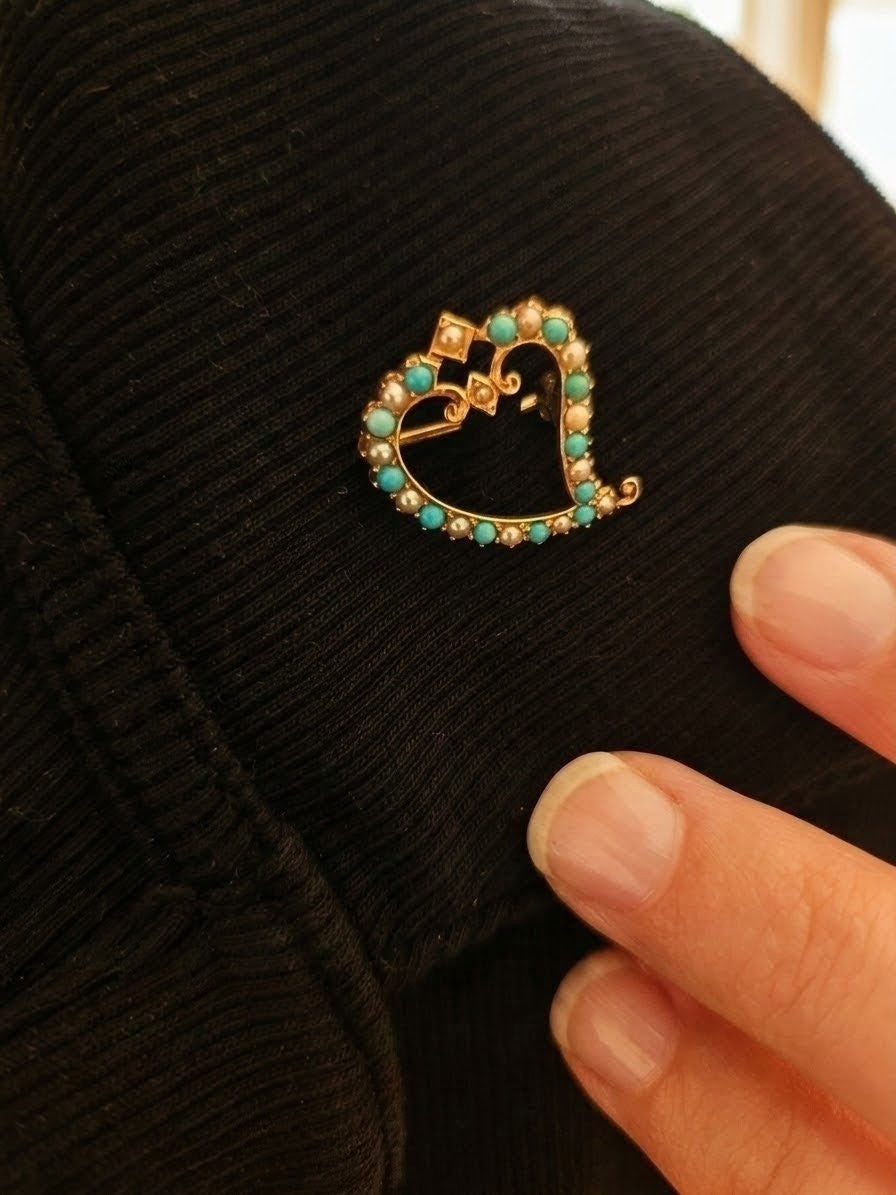 Antique 15ct Gold Victorian Turquoise & Seed Pearl Heart Brooch