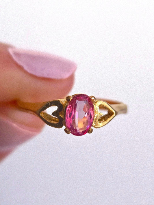 10k Gold Pink Gemstone Ring with Heart Accent - Size 7.75