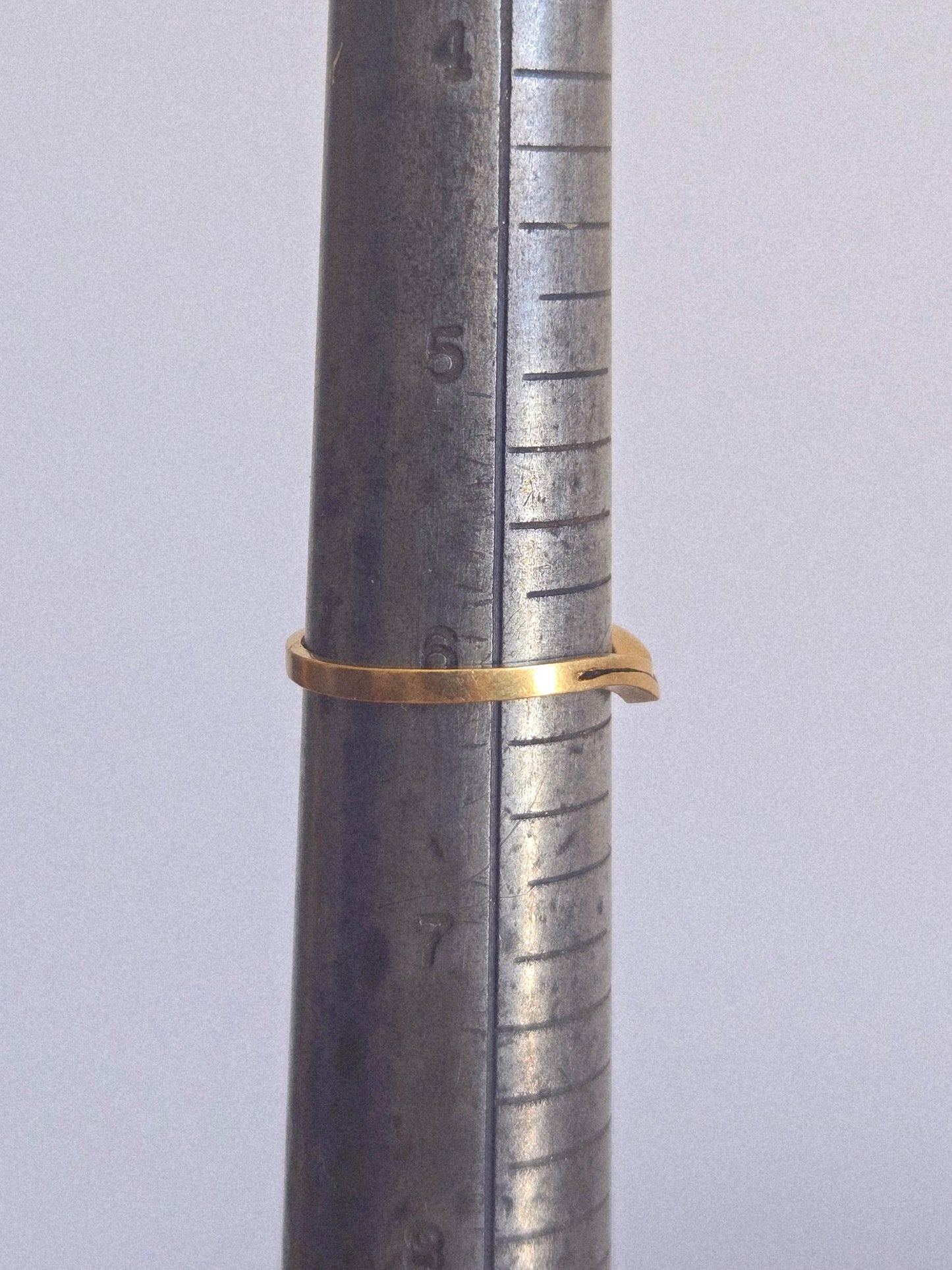 Vintage 10k Gold Curved V Chevron Ring - Size 6