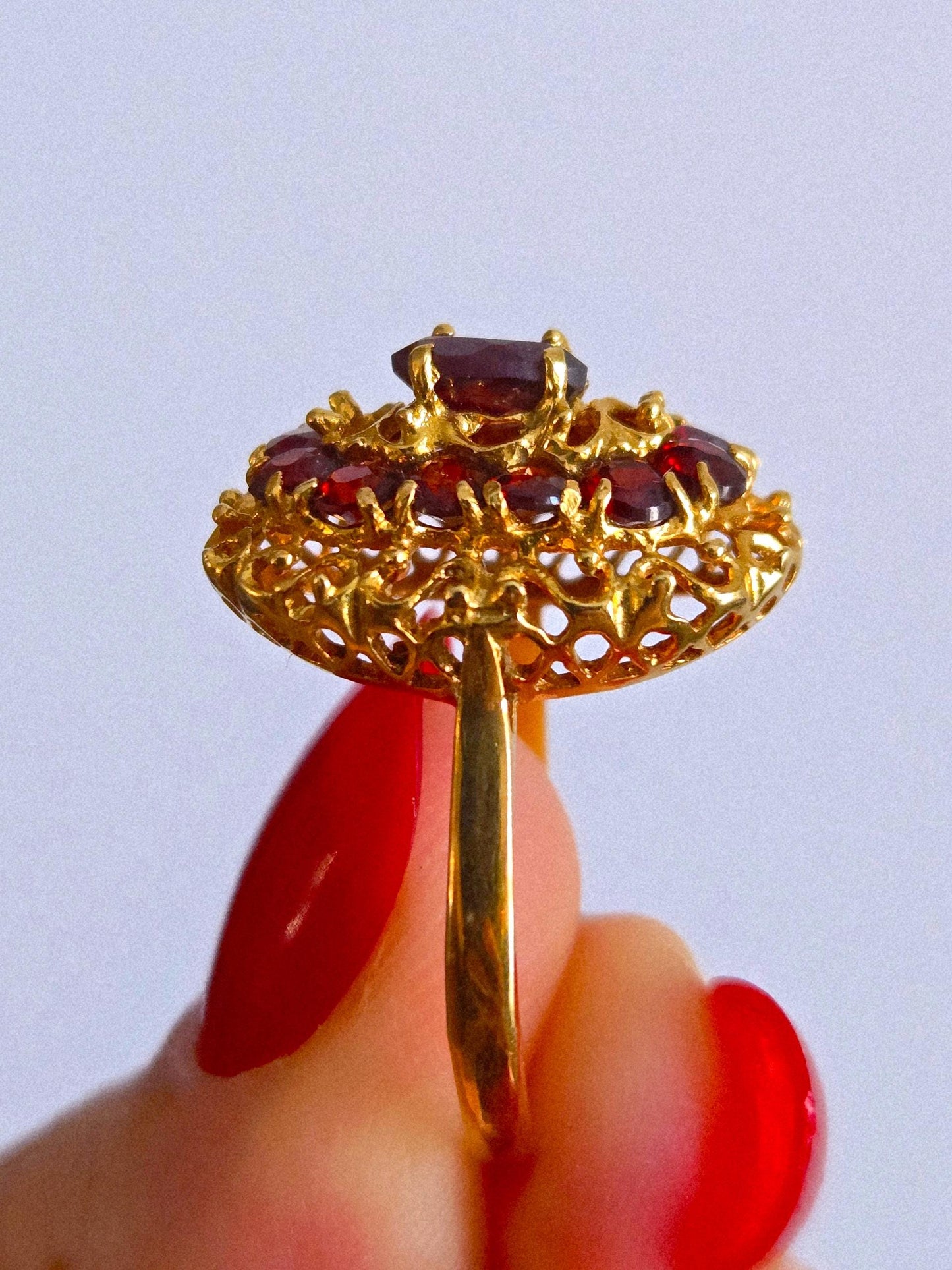 Vintage 18k 750 Gold Garnet Filigree Ring - Size 7.5, Italian Hallmarks