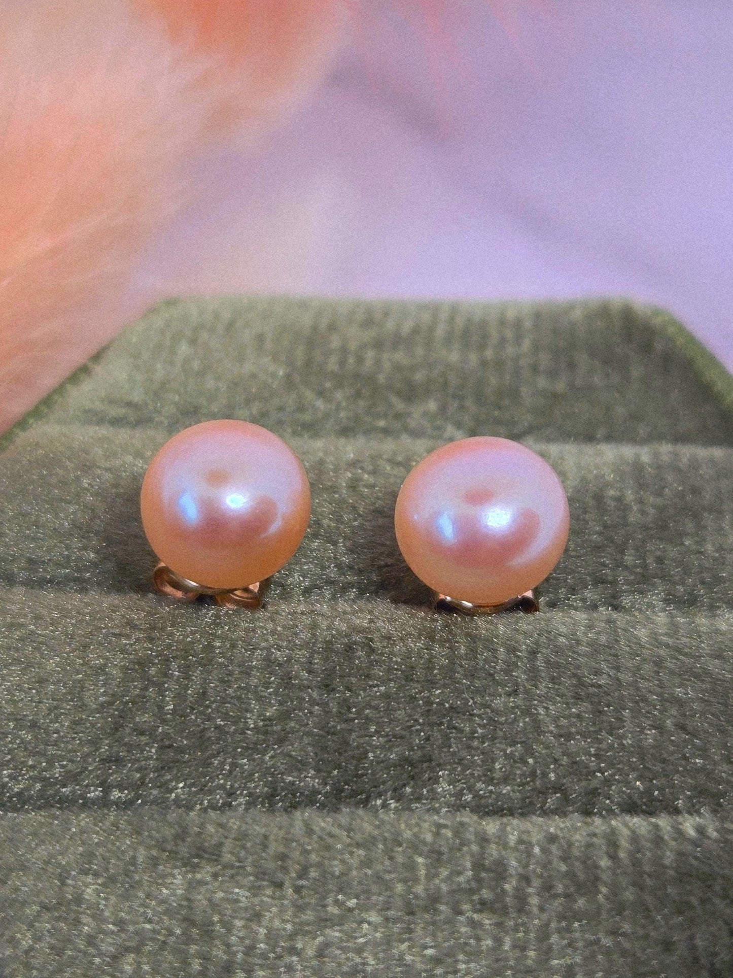 14k Gold Classic Pearl Stud Earrings