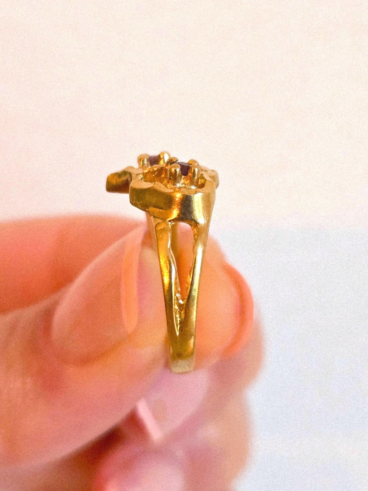 Vintage 10k Gold Heart Ring with Purple Stone Accent - Size 7