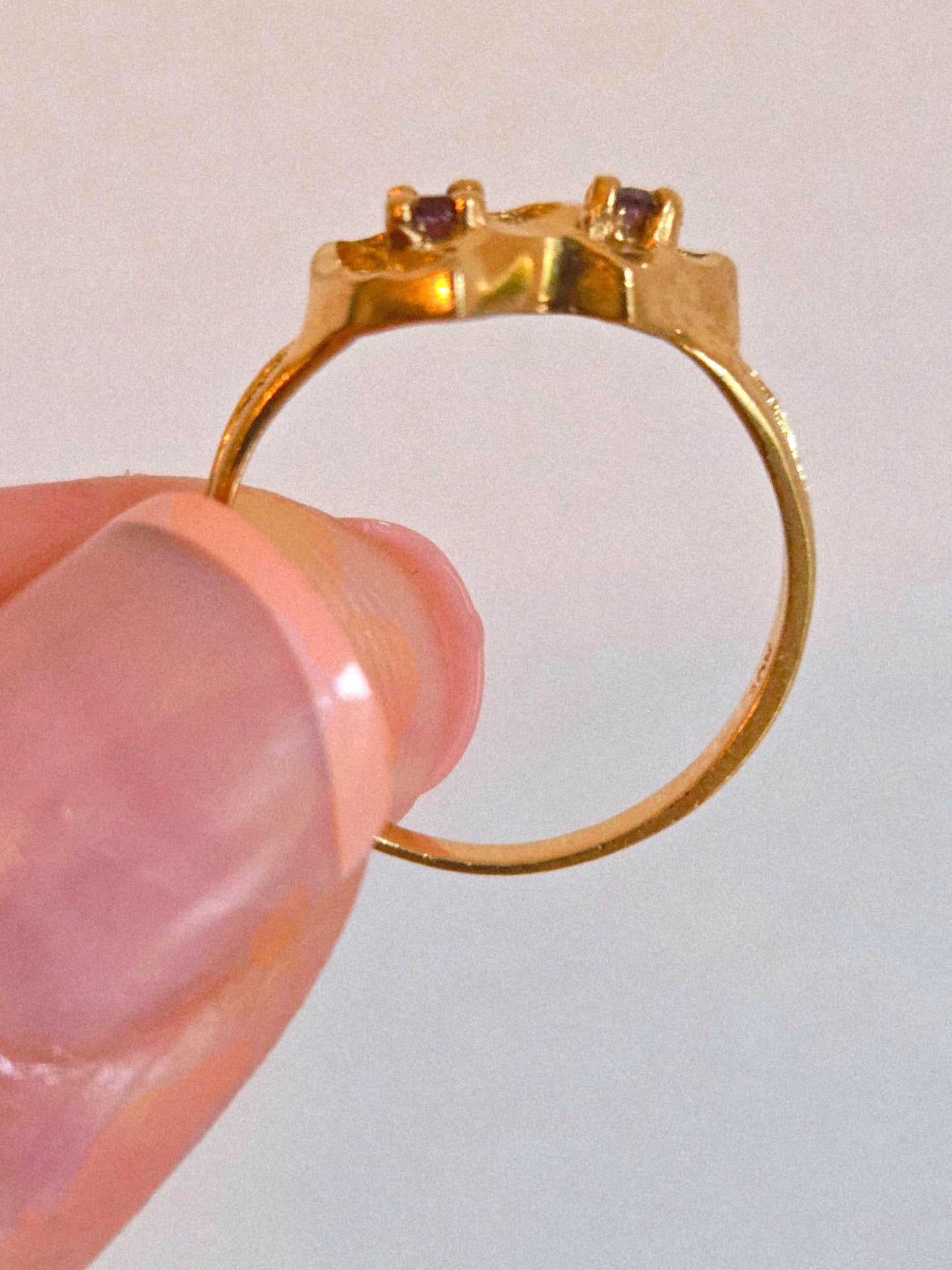 Vintage 10k Gold Heart Ring with Purple Stone Accent - Size 7