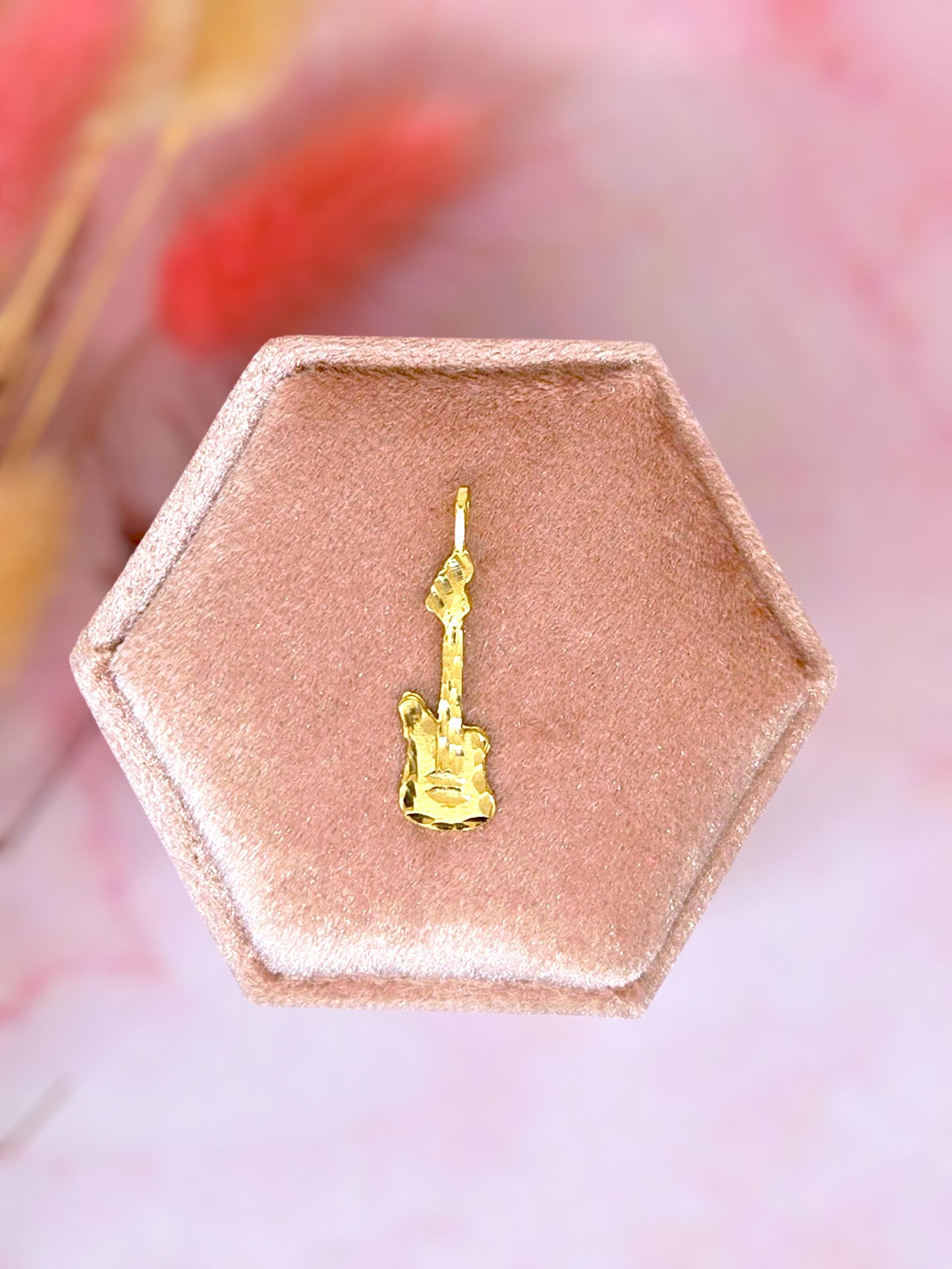 Vintage 10k Gold Electric Guitar Pendant Charm