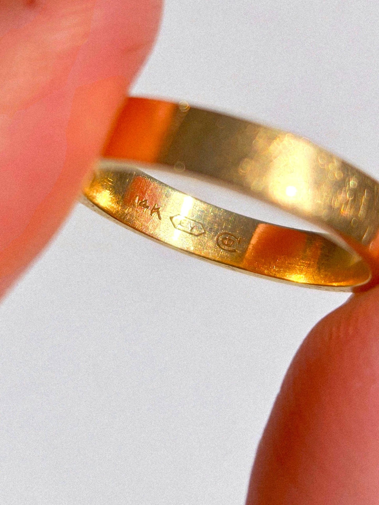 Vintage 14k Gold Band, Single Natural Diamond Ring- Size 6.25  Celestial Starburst