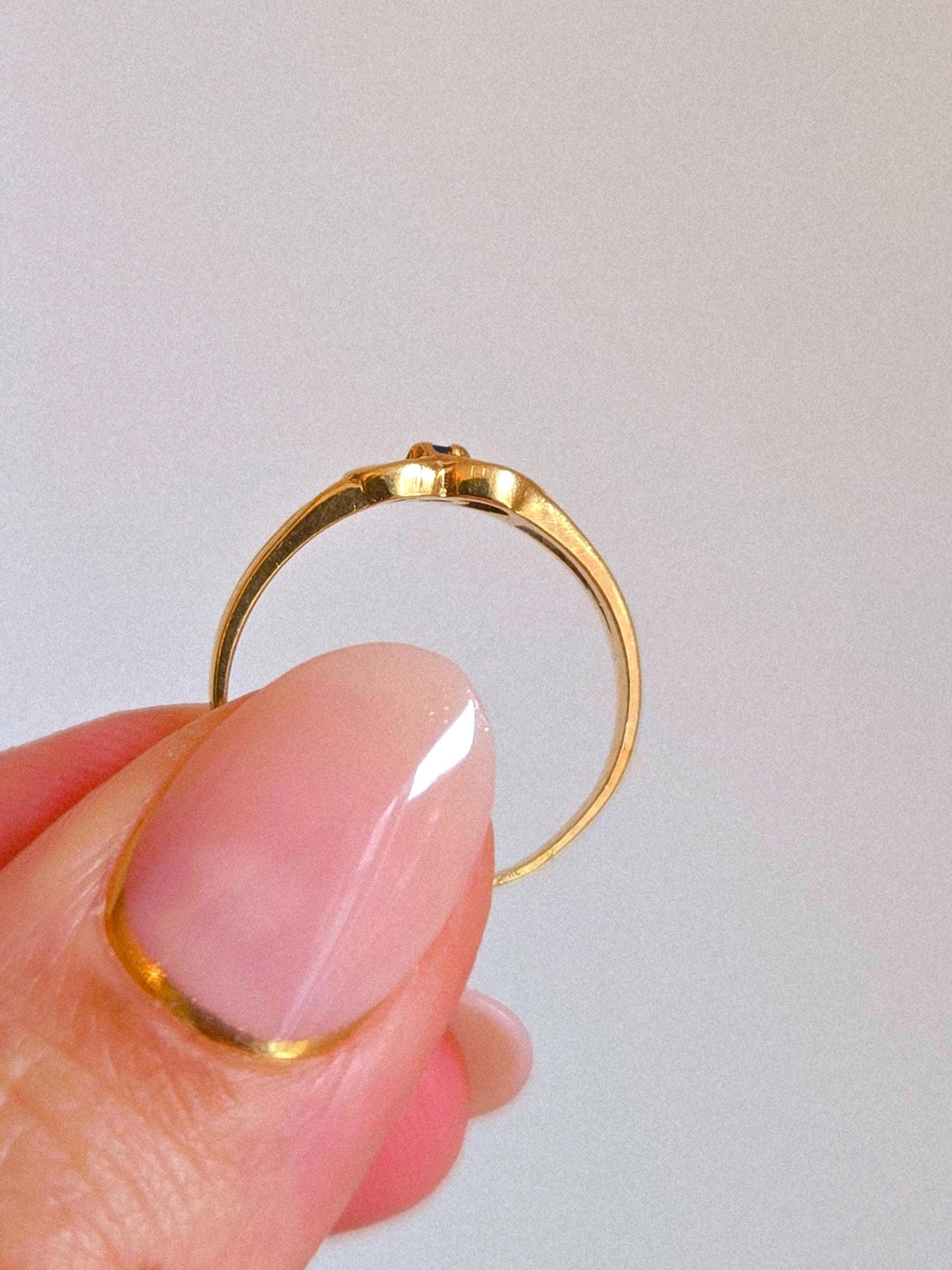 Vintage 10k Gold Heart Ring with Blue Sapphire - Size 5.5