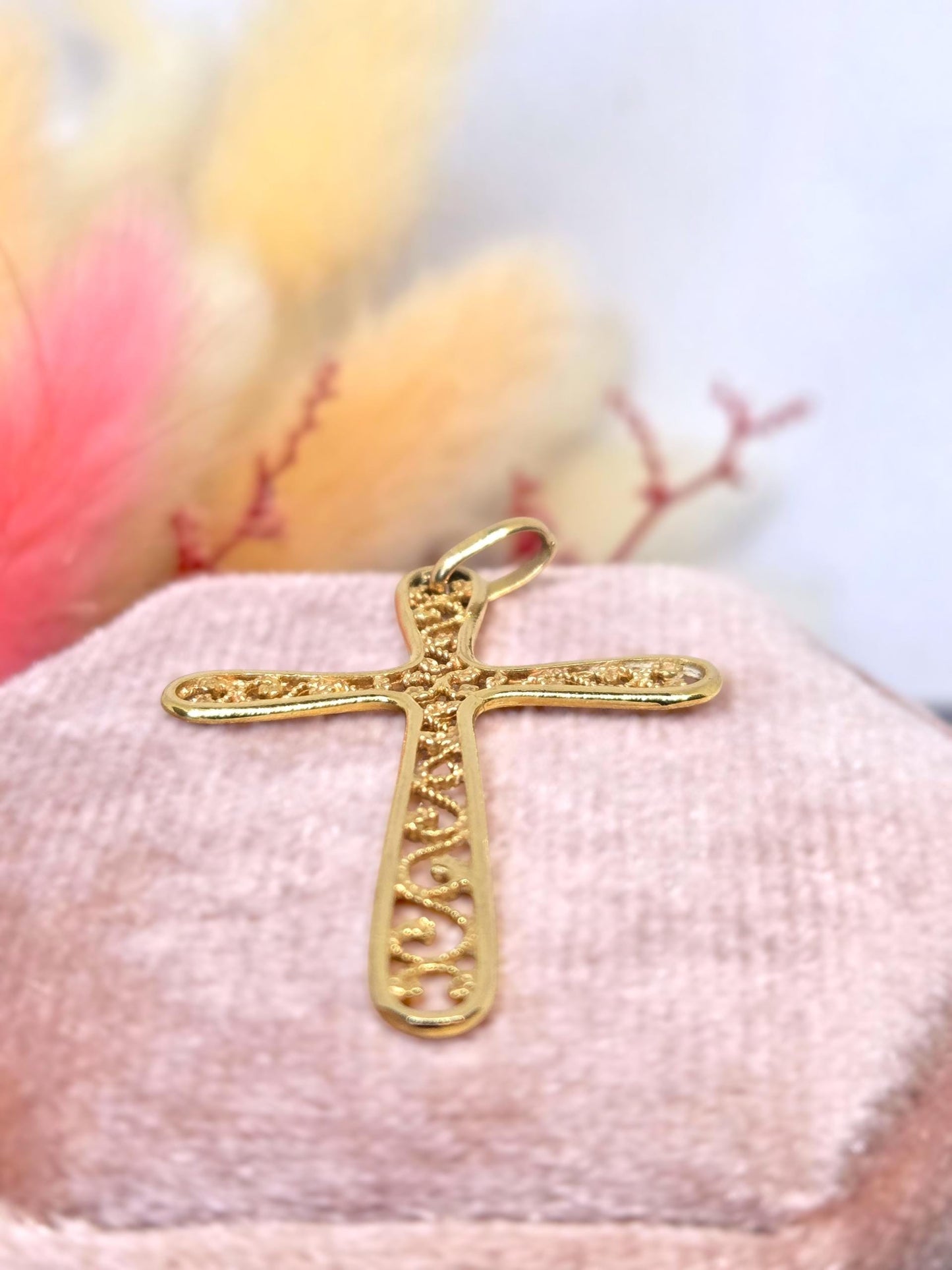 Vintage 10k Gold Filigree Cross Pendant Charm - Italian Hallmarks Unoaerre