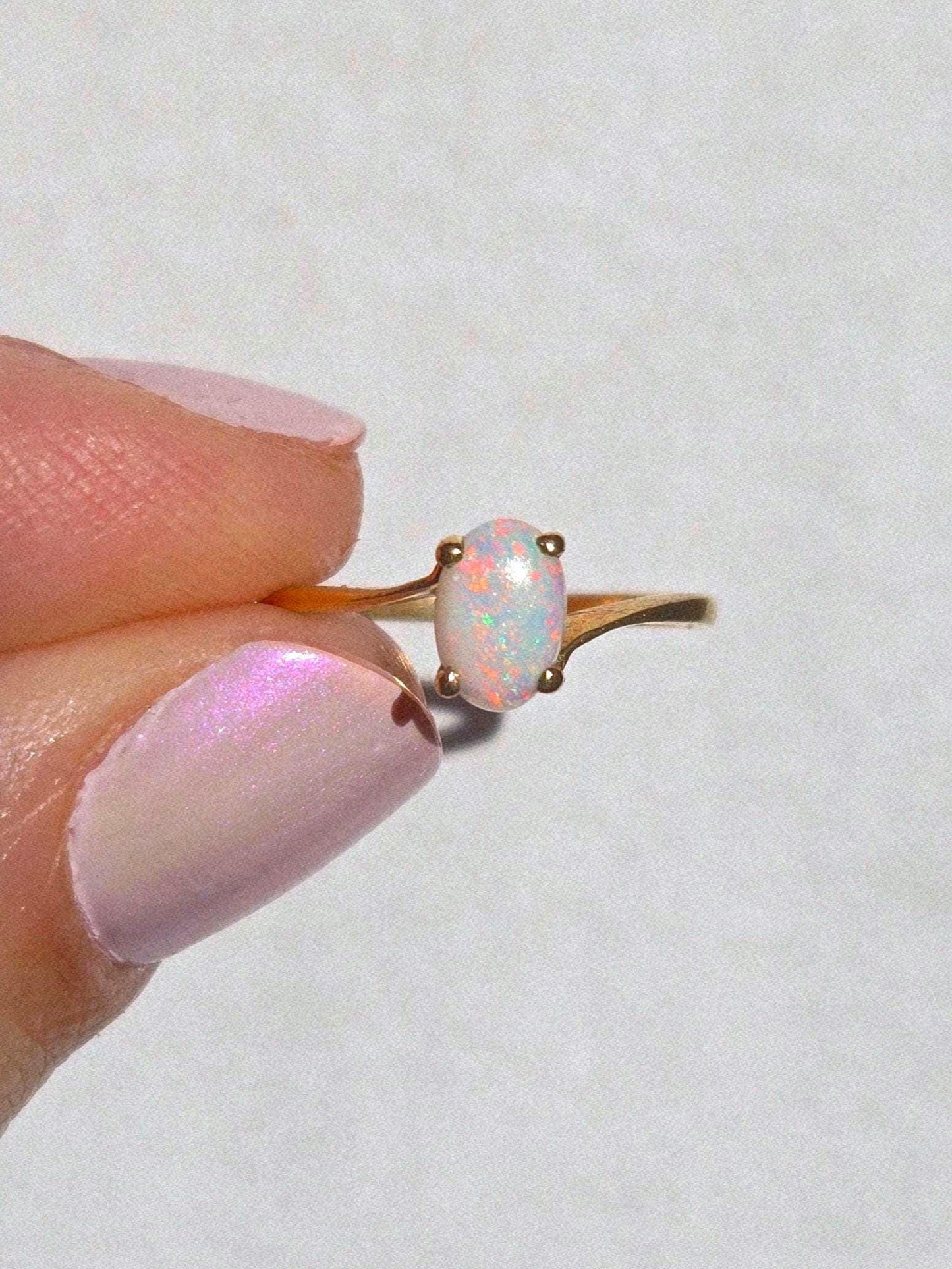 Vintage 10k Gold Opal Pinky Ring - Size 3.50