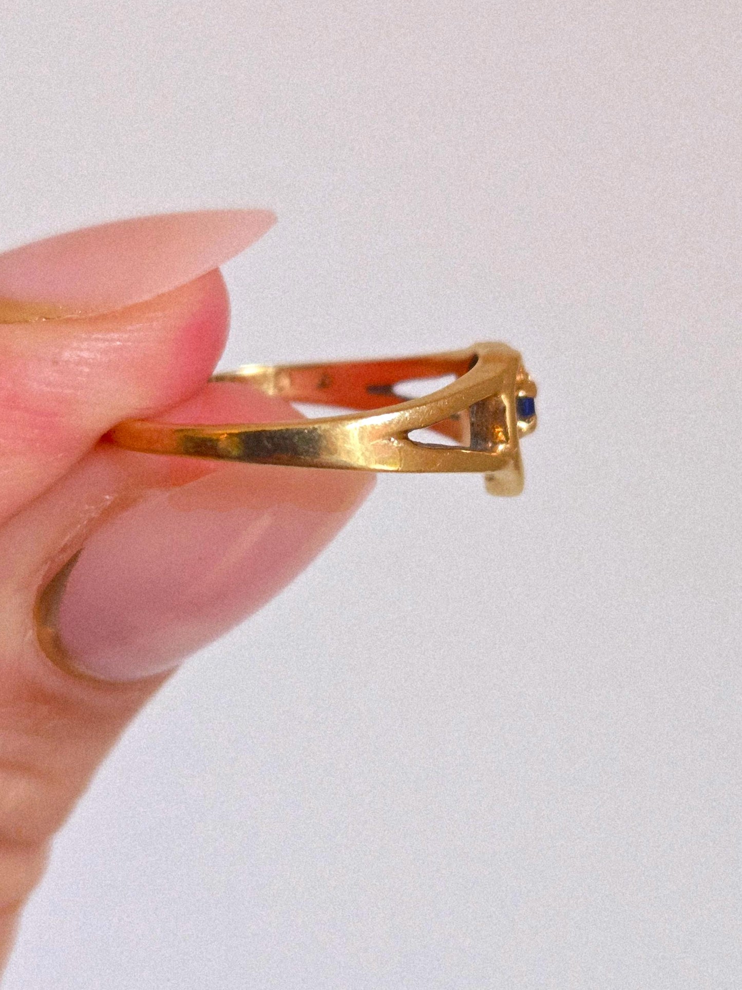 Vintage 10k Gold Heart Ring with Blue Sapphire - Size 5.5