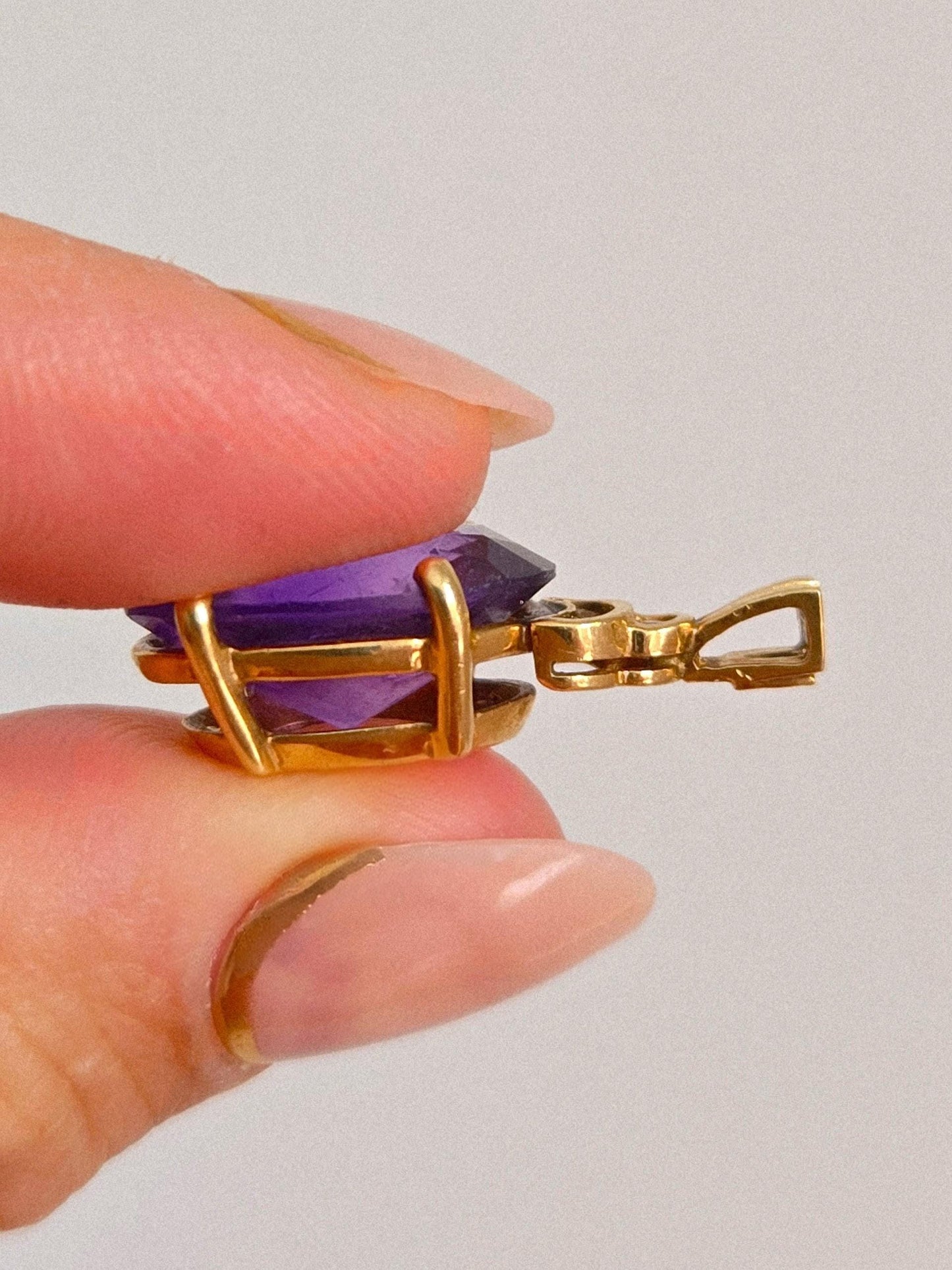 Vintage 10k Gold 1950s Oval Amethyst Pendant with Diamonds