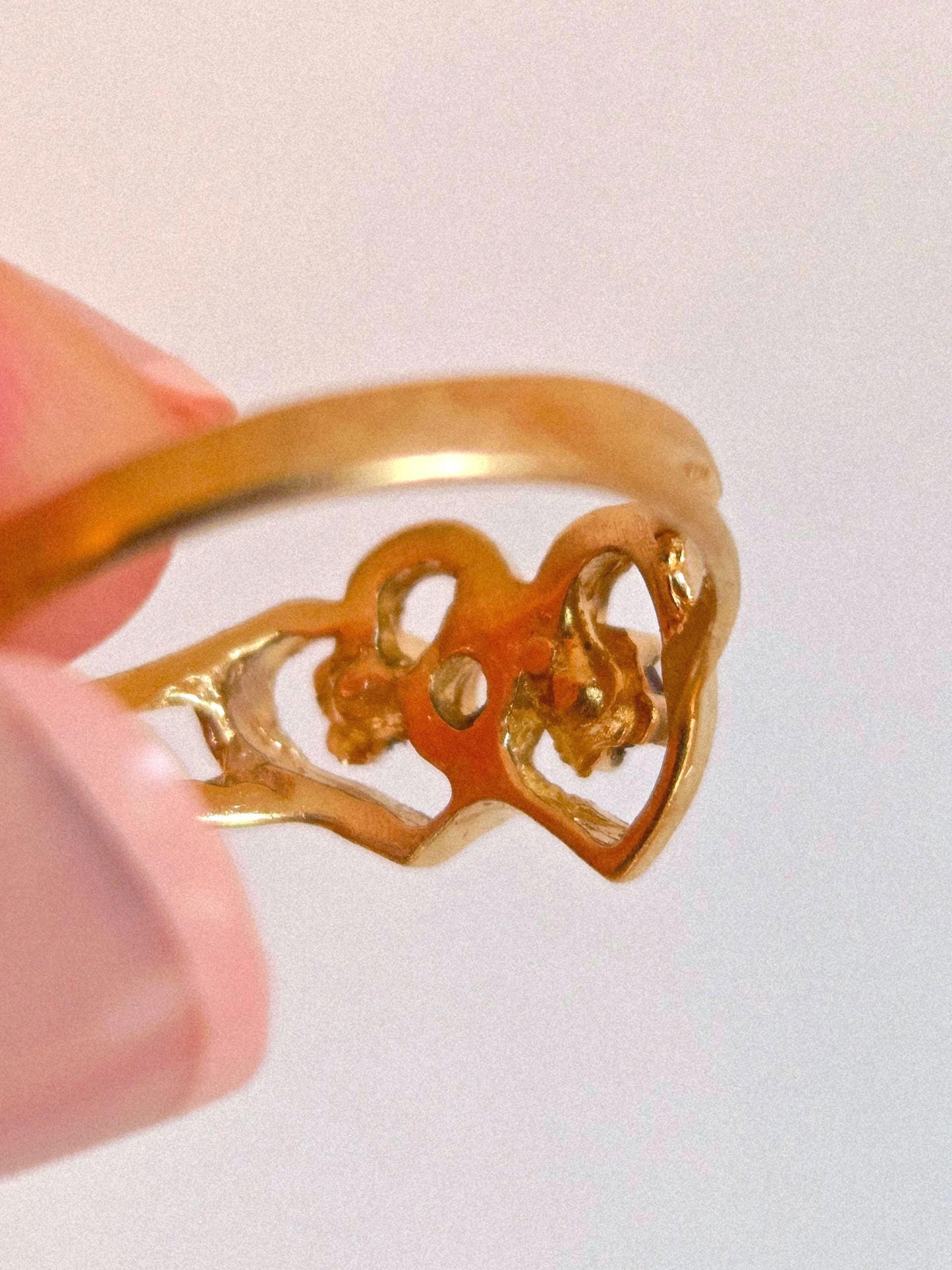 Vintage 10k Gold Heart Ring with Purple Stone Accent - Size 7