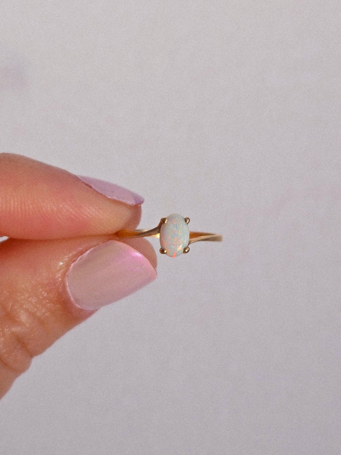 Vintage 10k Gold Opal Pinky Ring - Size 3.50