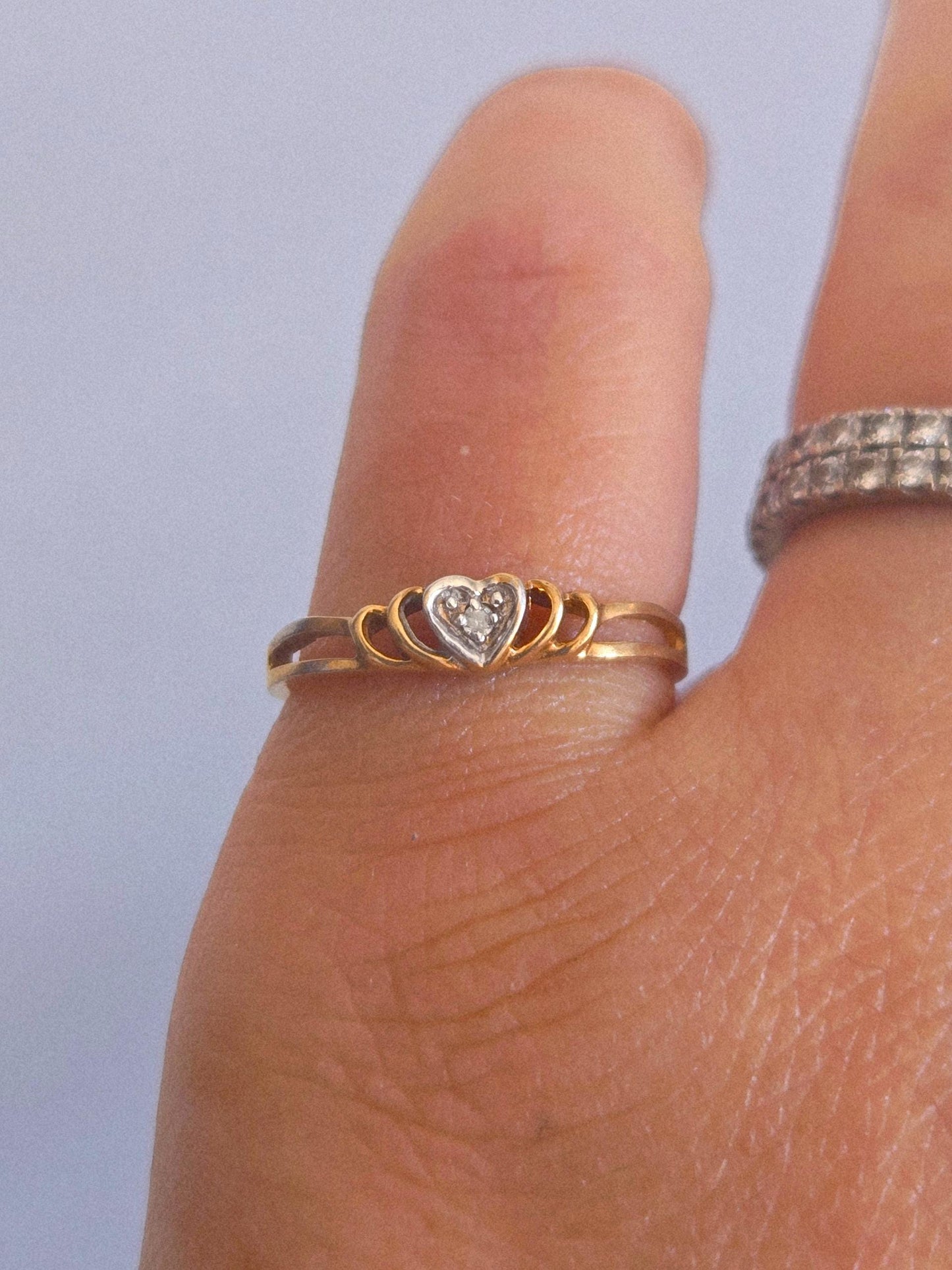 Vintage 10k Gold Open Heart Ring with Diamond - Size 6