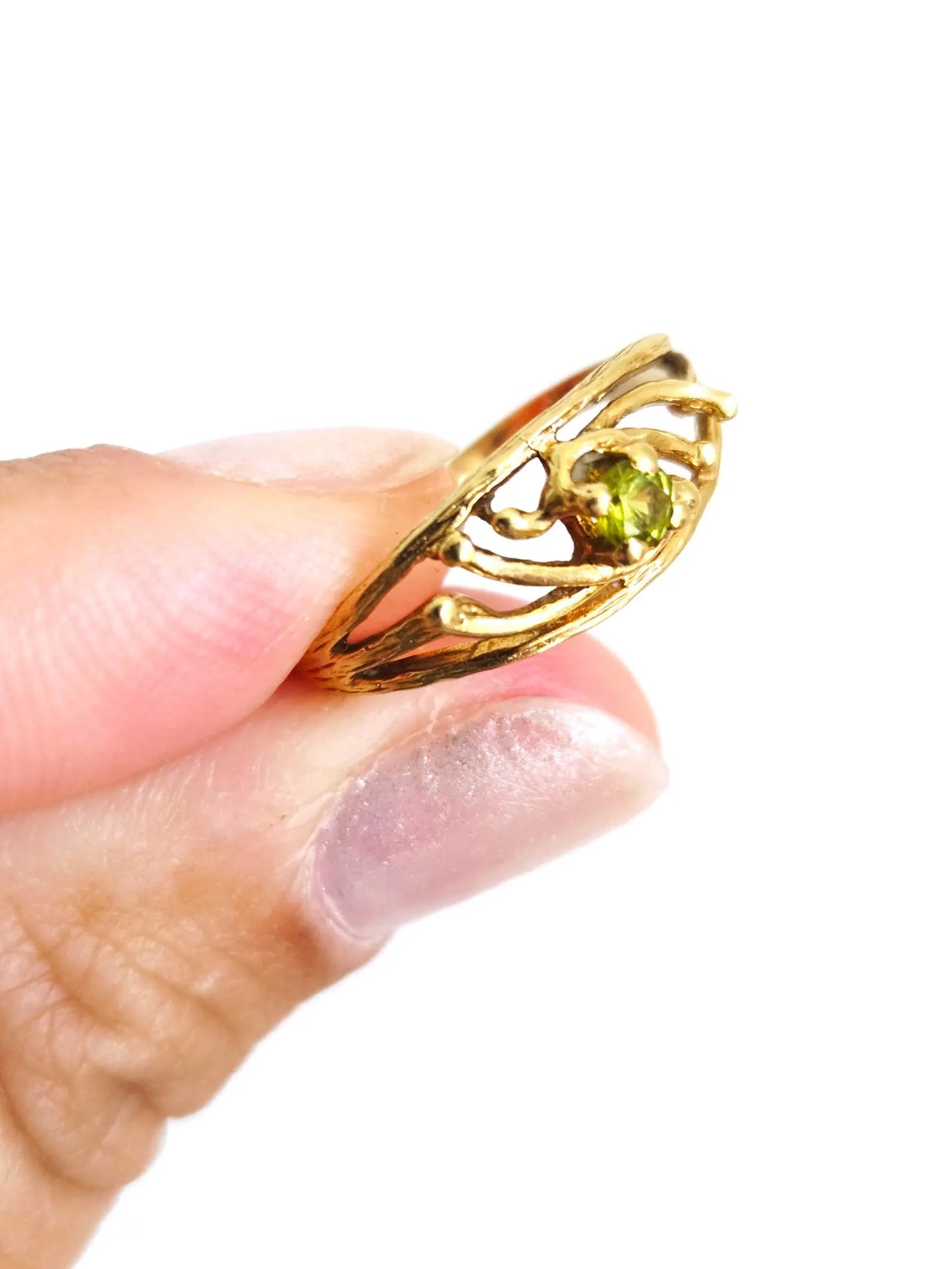 Vintage 10K Gold Peridot Ring - Size 6, August Birthstone
