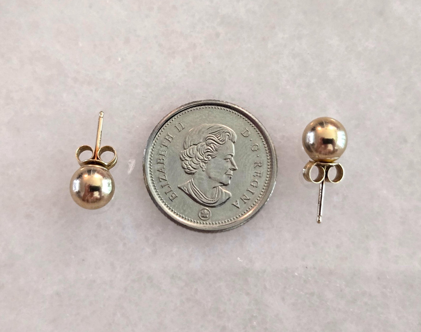 Vintage 10k Gold Circle Ball Stud Earrings