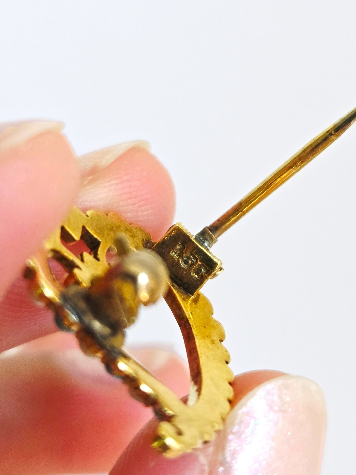 Antique 15ct Gold British Victorian Era Heart Brooch Turquoise Cabachon Seed Pearl Pin