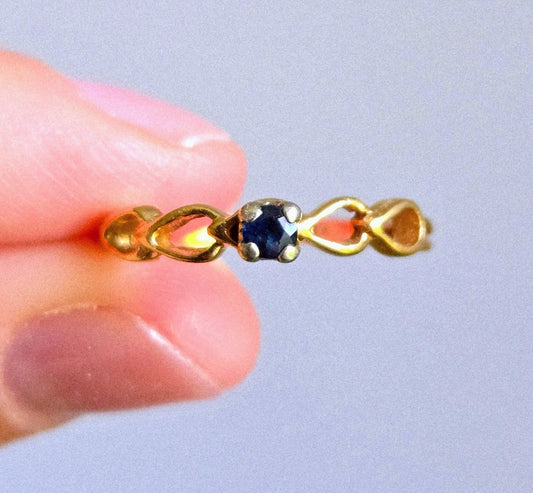 Vintage 10K Gold Natural Sapphire Ring - Size 5.75