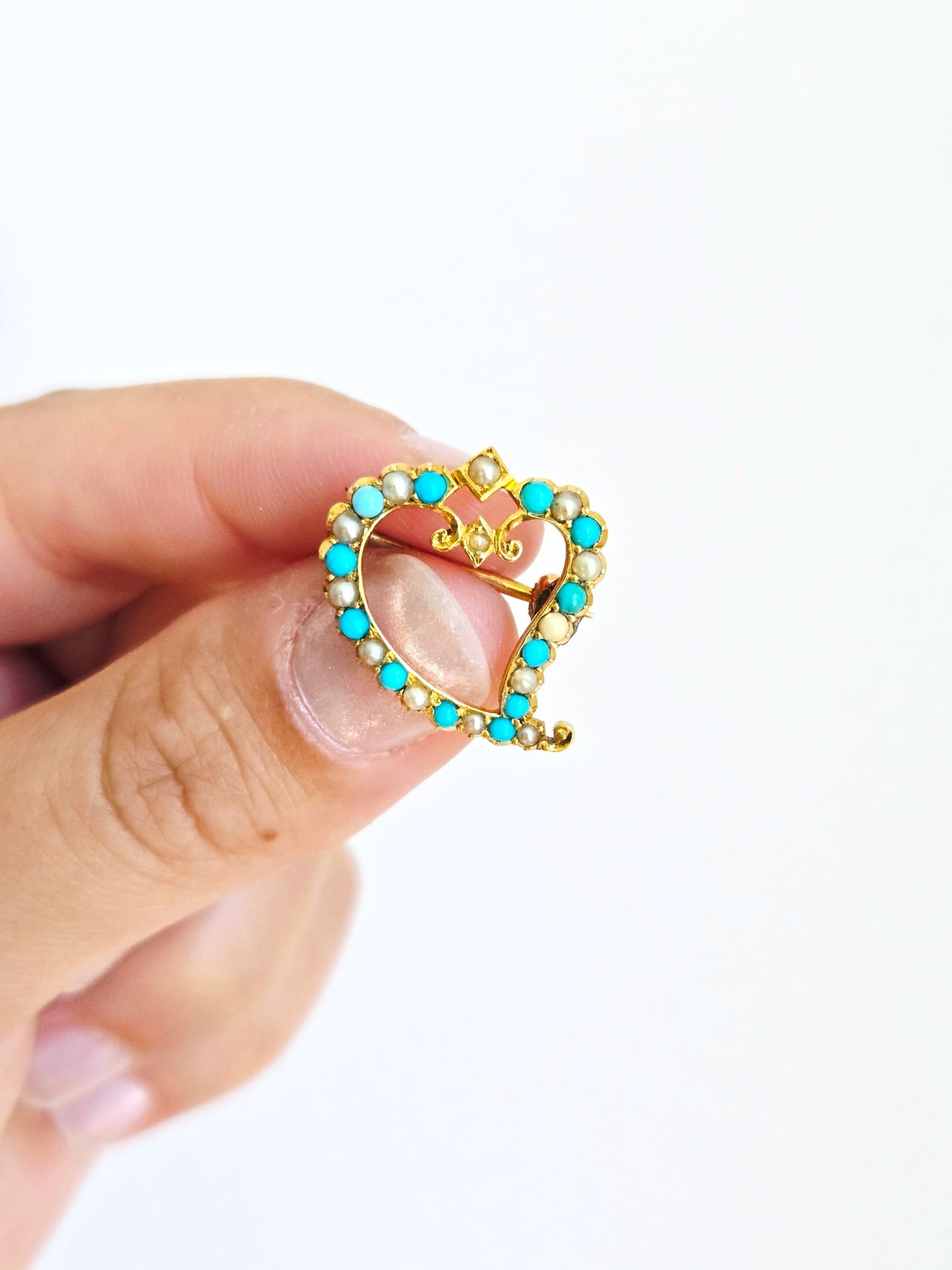 Antique 15ct Gold British Victorian Era Heart Brooch Turquoise Cabachon Seed Pearl Pin