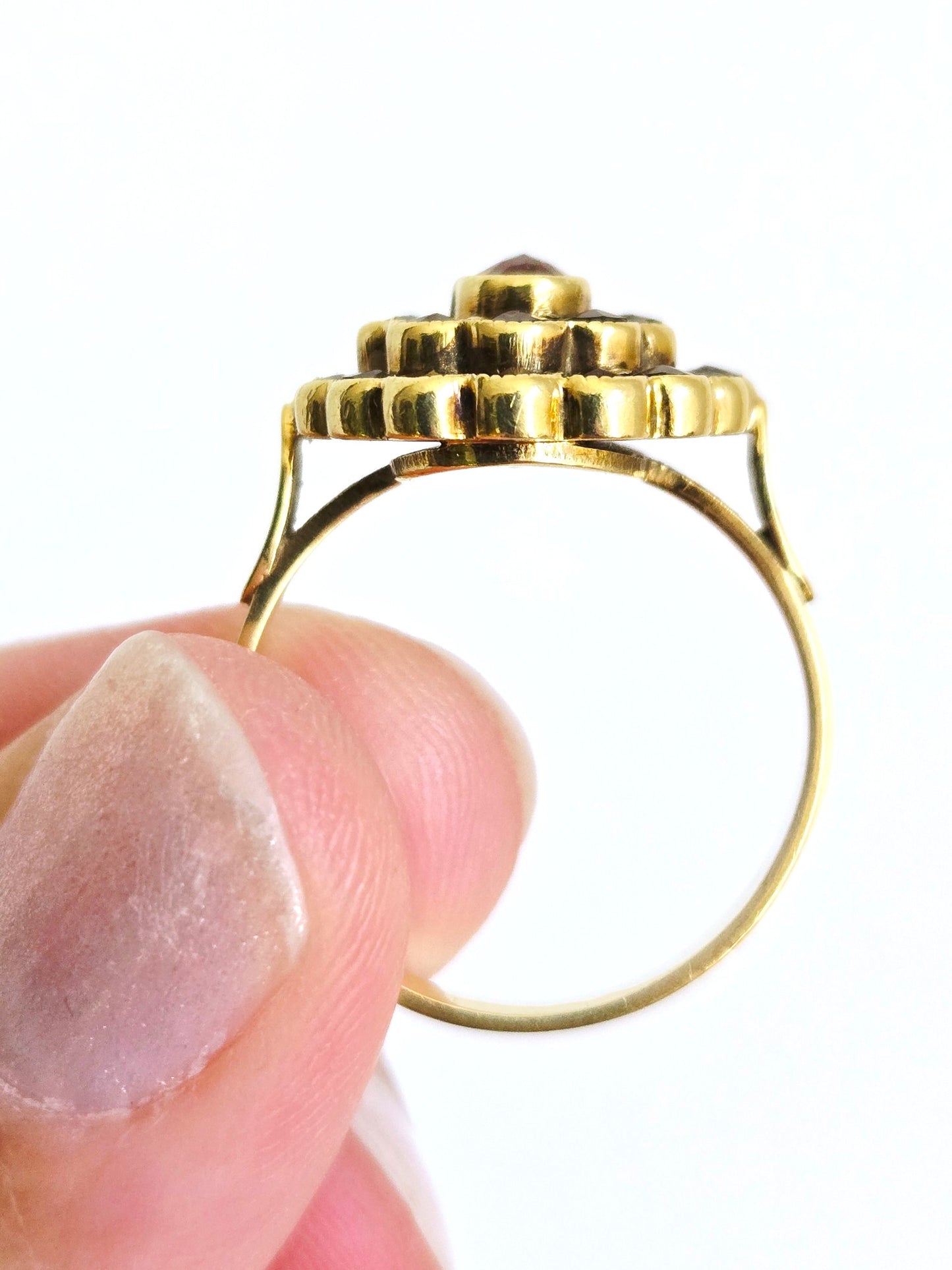 Antique 14K Gold Garnet Cluster Ring, 1920s Art Deco Era - Size 8, January Birthstone
