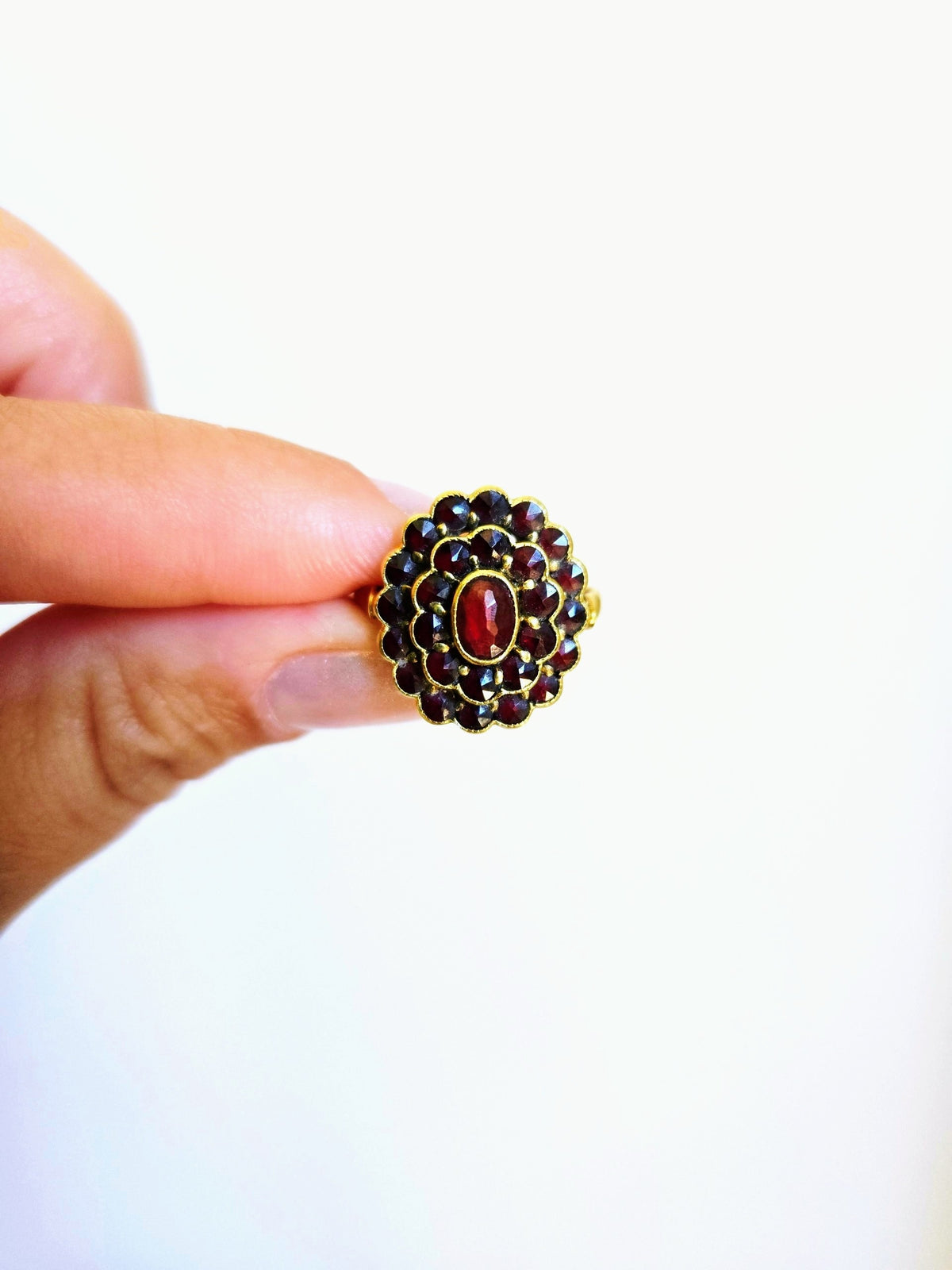 Antique 14K Gold 1920s Art Deco En Tremblant Garnet Ring