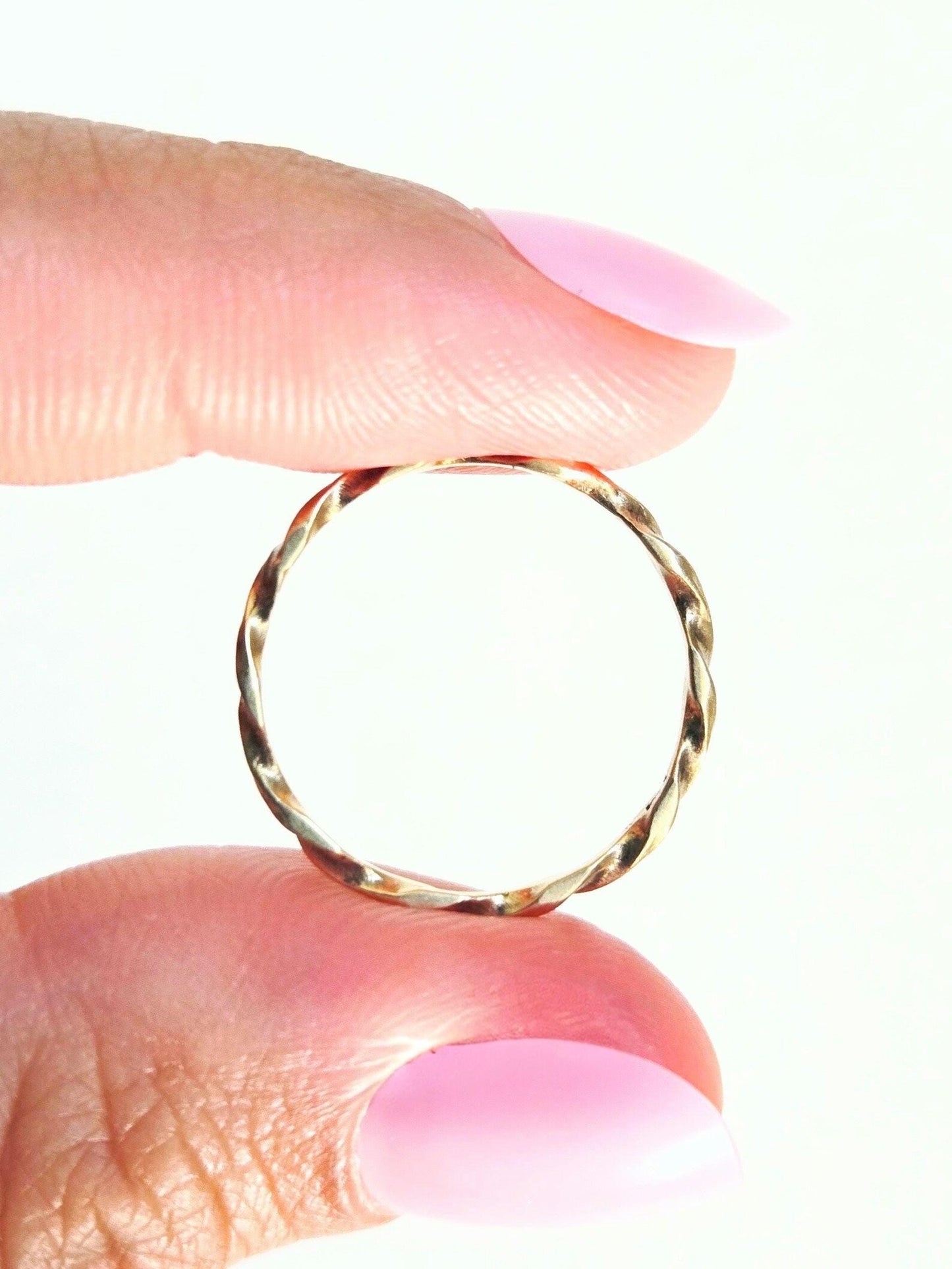 Vintage 10K Gold Twisted Rope Band Ring - Stackable Dainty Ring, Size 7