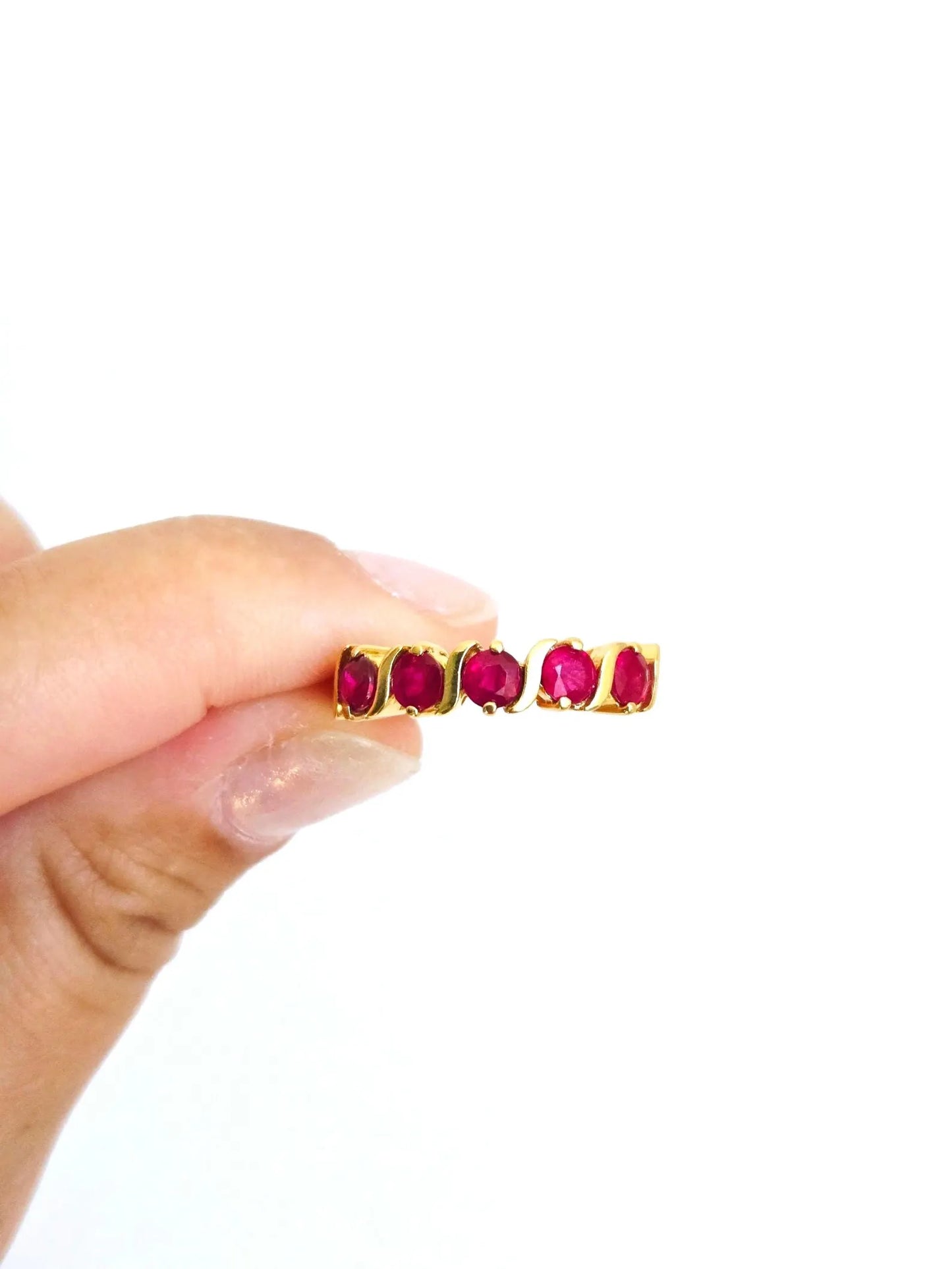 Vintage 14K Gold Ruby Band Ring - Size 7.5, July Birthstone