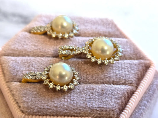 18K Gold Pearl & Cubic Zirconia Pendant and Earring Set